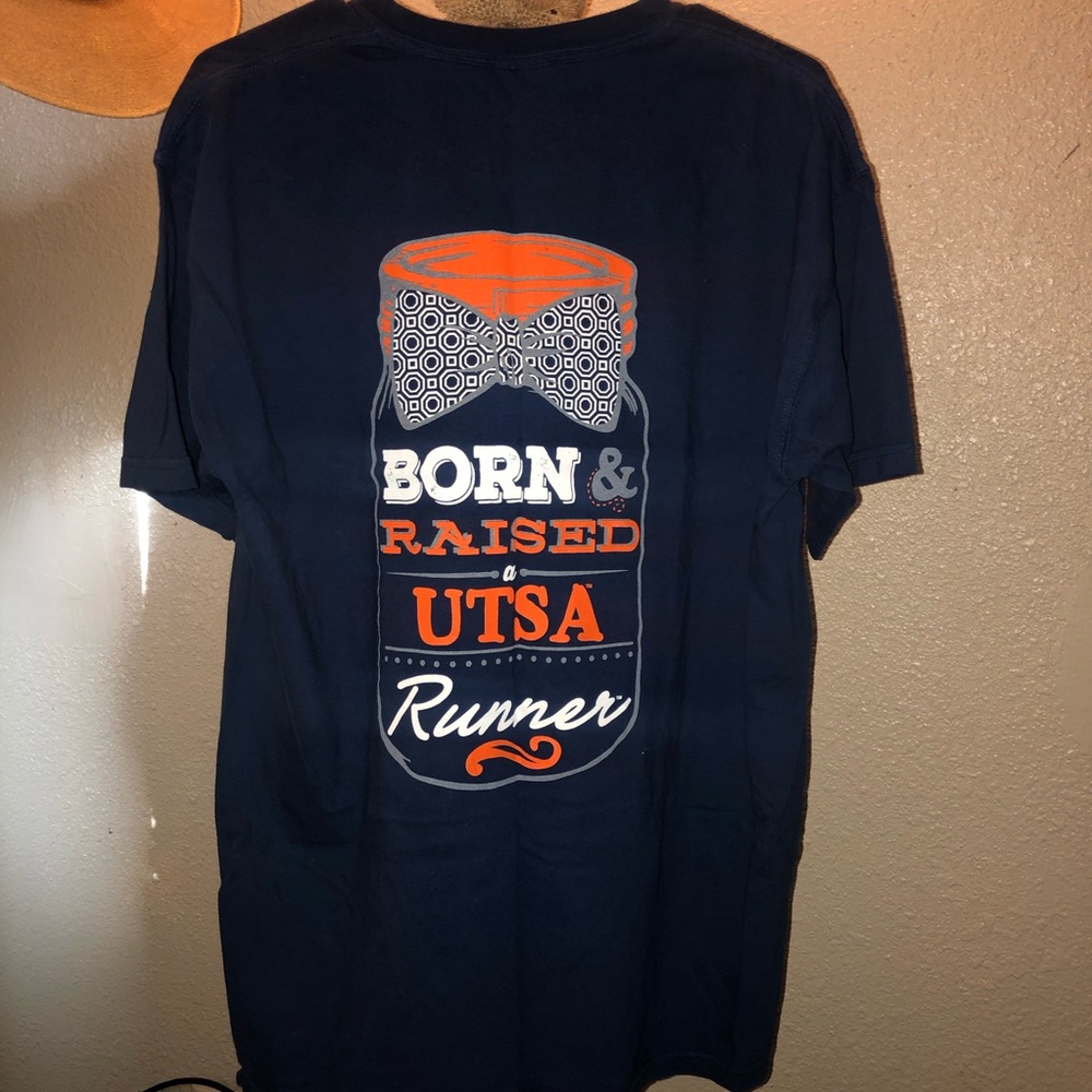 UTSA Comfort colors T-shirt